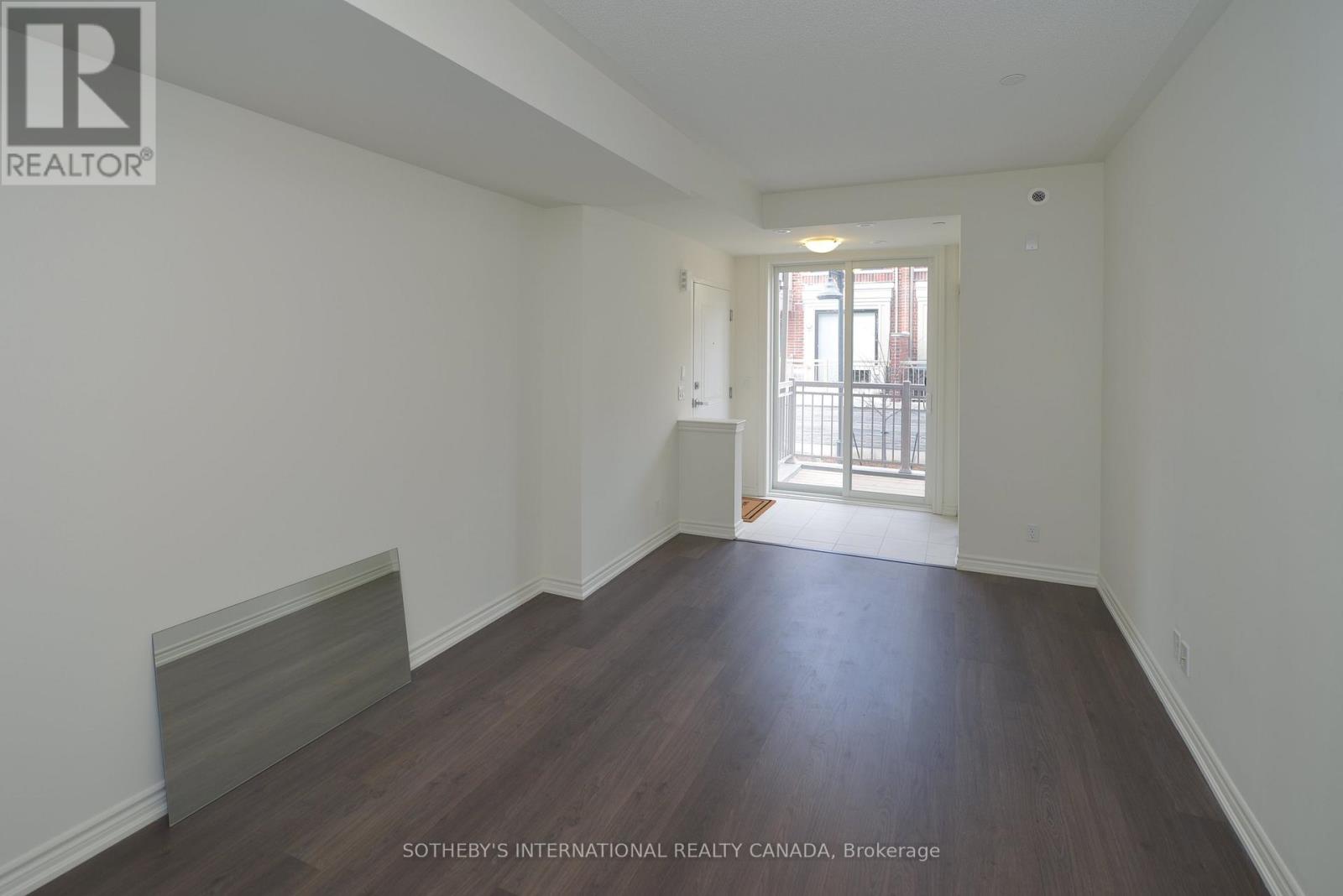 10-4 - 90 Eastwood Park Gardens, Toronto, Ontario  M8W 0B2 - Photo 3 - W12500798