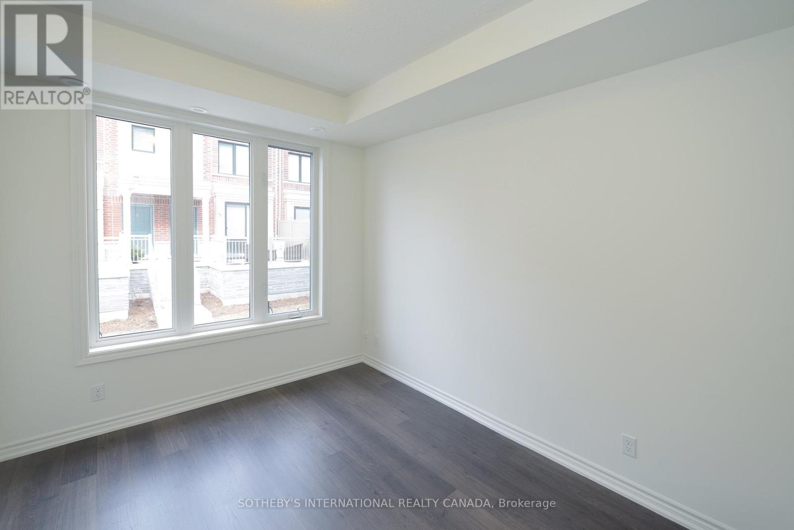 10-4 - 90 Eastwood Park Gardens, Toronto, Ontario  M8W 0B2 - Photo 5 - W12500798