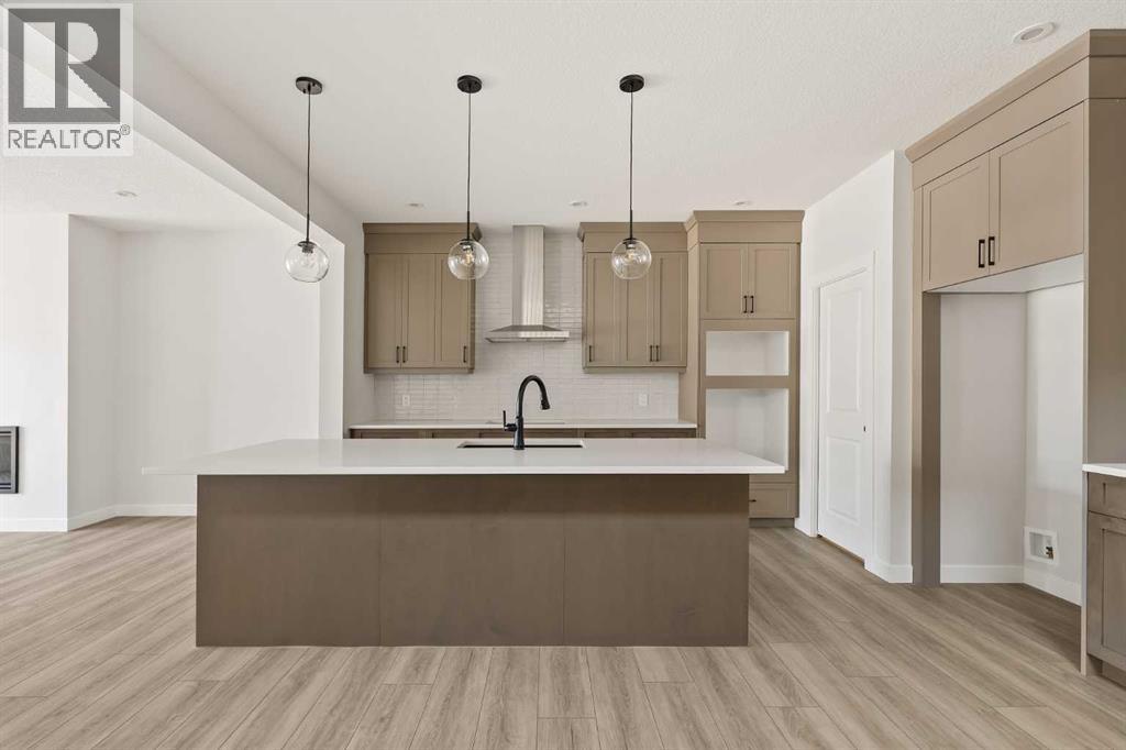 152 Creekstone Circle Sw, Calgary, Alberta  T2X 5M6 - Photo 4 - A2268293