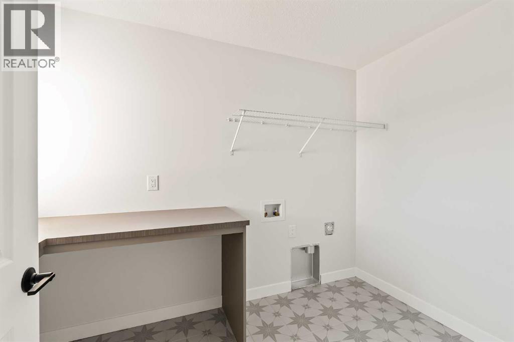 152 Creekstone Circle Sw, Calgary, Alberta  T2X 5M6 - Photo 35 - A2268293