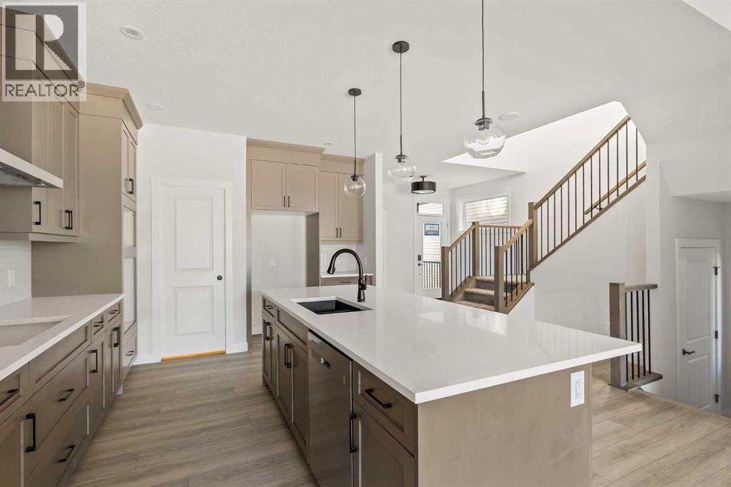 152 Creekstone Circle Sw, Calgary, Alberta  T2X 5M6 - Photo 7 - A2268293