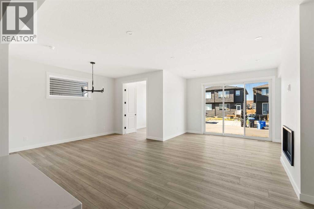 152 Creekstone Circle Sw, Calgary, Alberta  T2X 5M6 - Photo 9 - A2268293