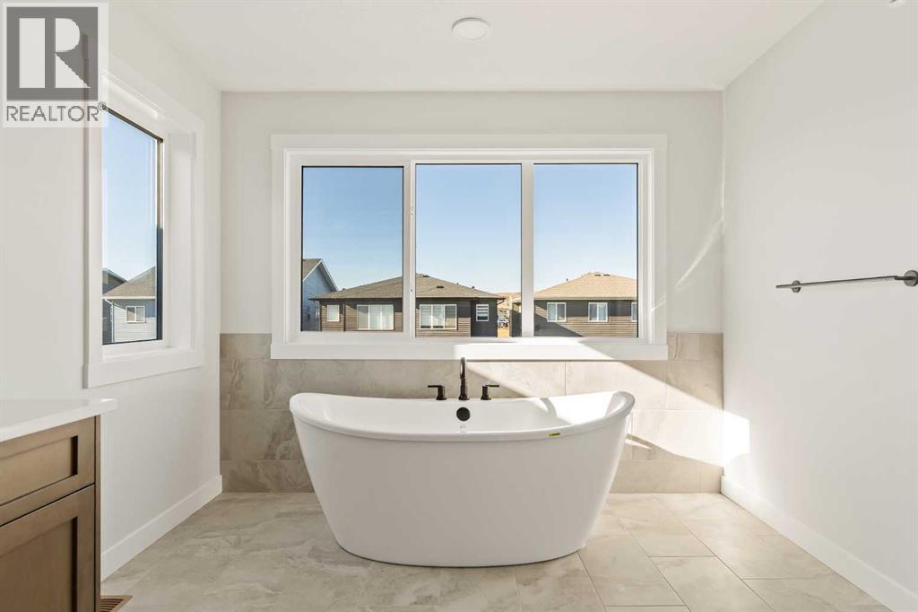 152 Creekstone Circle Sw, Calgary, Alberta  T2X 5M6 - Photo 26 - A2268293