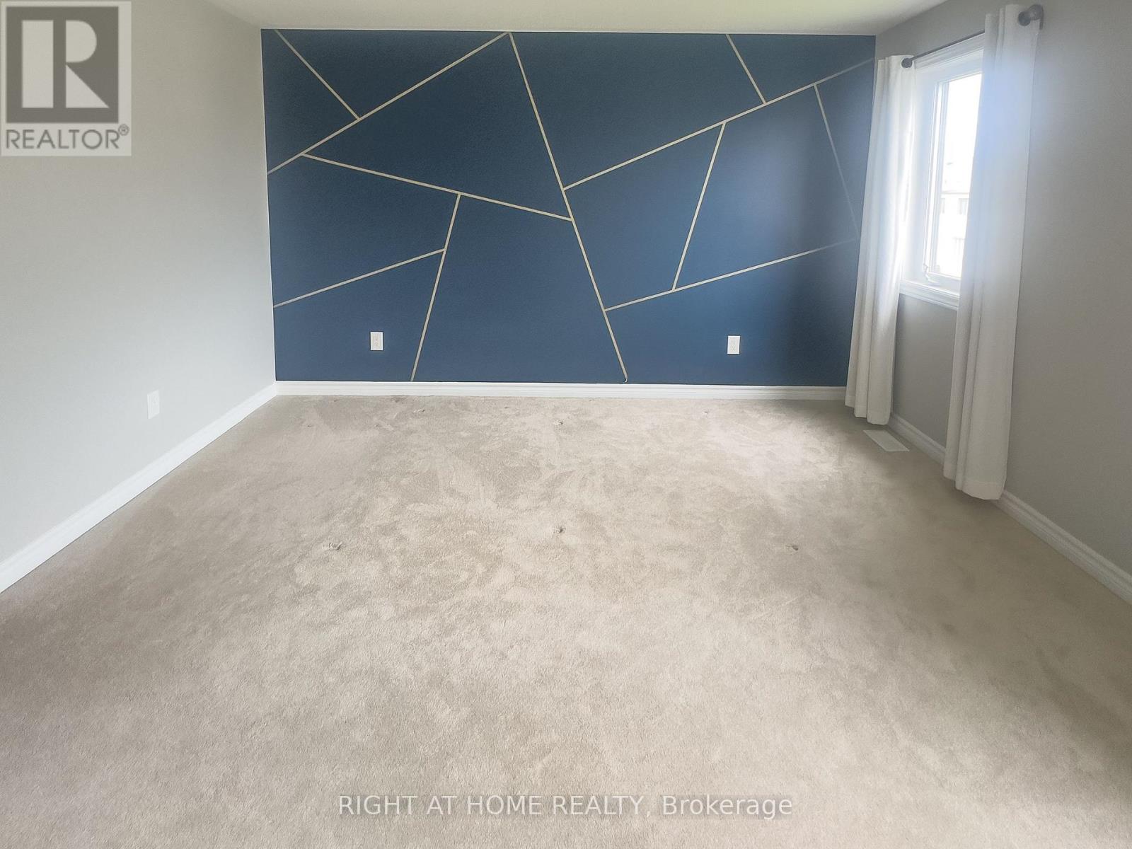 693 Rouncey Road, Ottawa, Ontario  K2V 0P9 - Photo 12 - X12500842