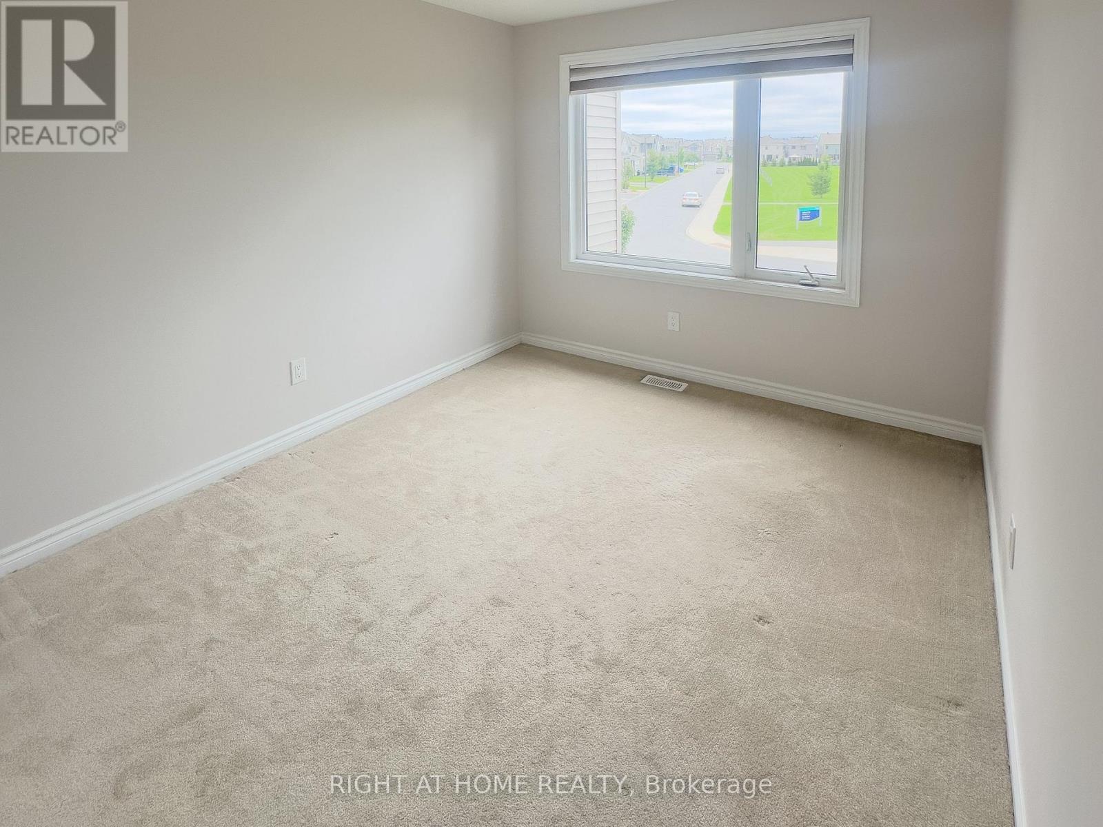 693 Rouncey Road, Ottawa, Ontario  K2V 0P9 - Photo 14 - X12500842