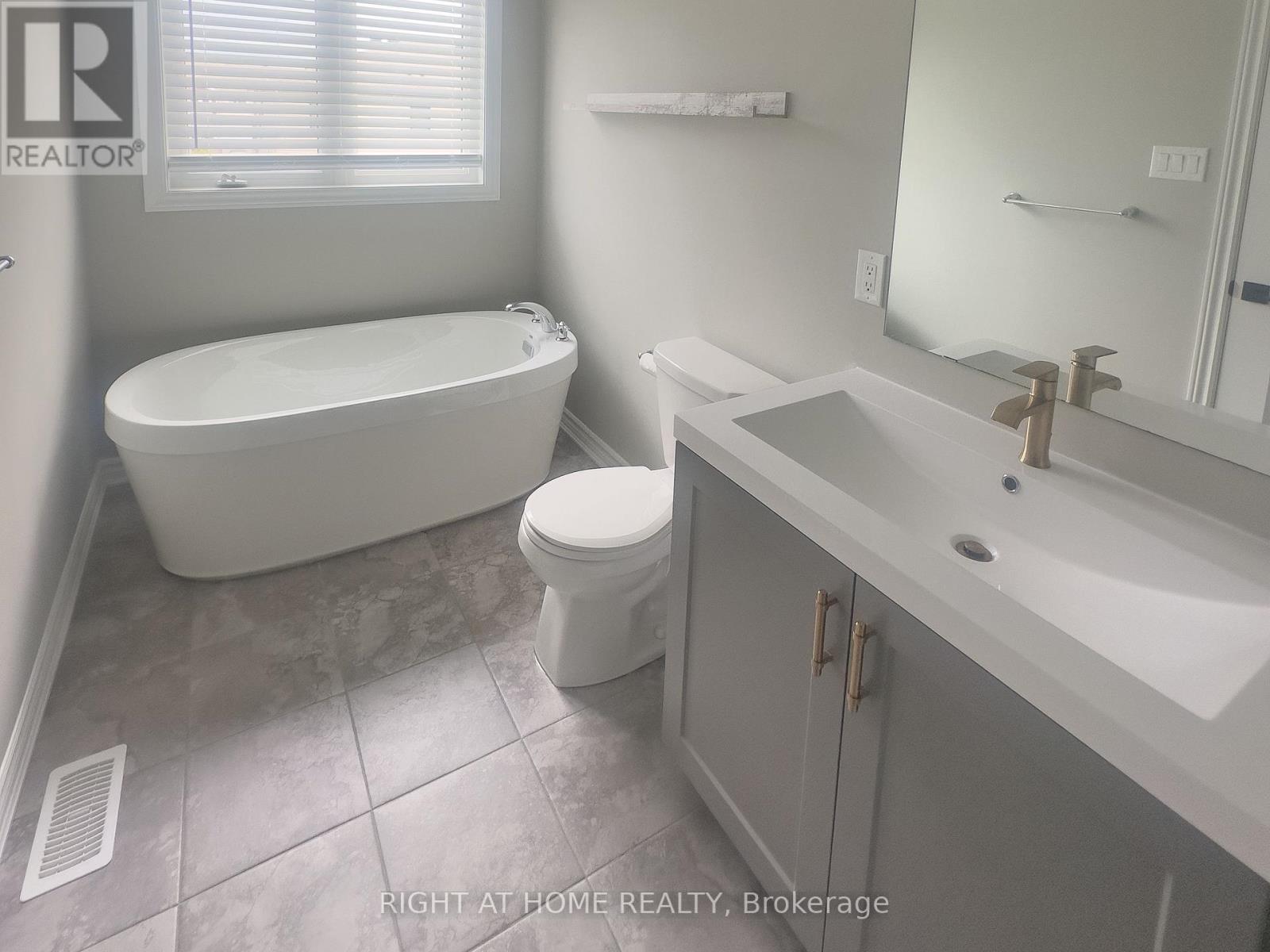 693 Rouncey Road, Ottawa, Ontario  K2V 0P9 - Photo 22 - X12500842