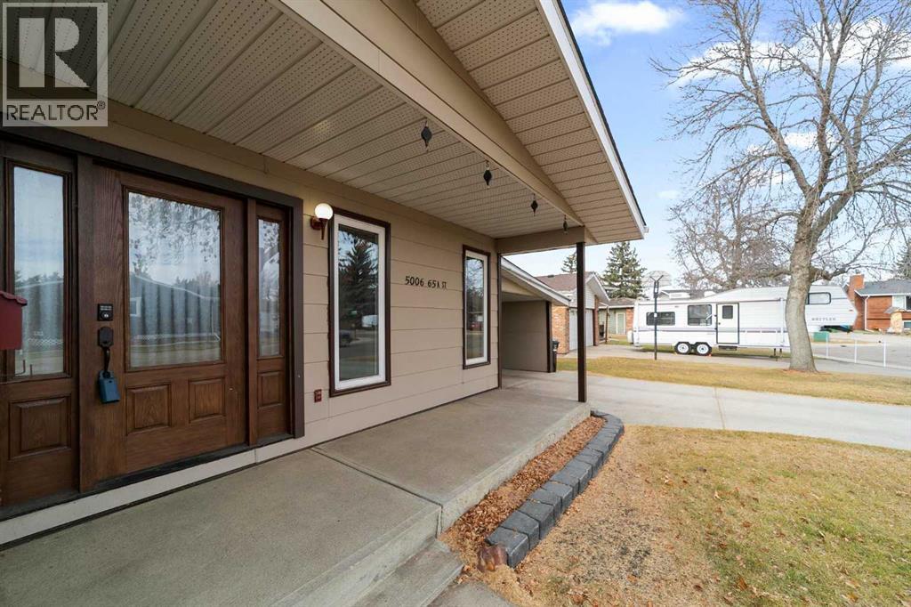 5006 65 A Street, Camrose, Alberta  T4V 3G1 - Photo 27 - A2268288