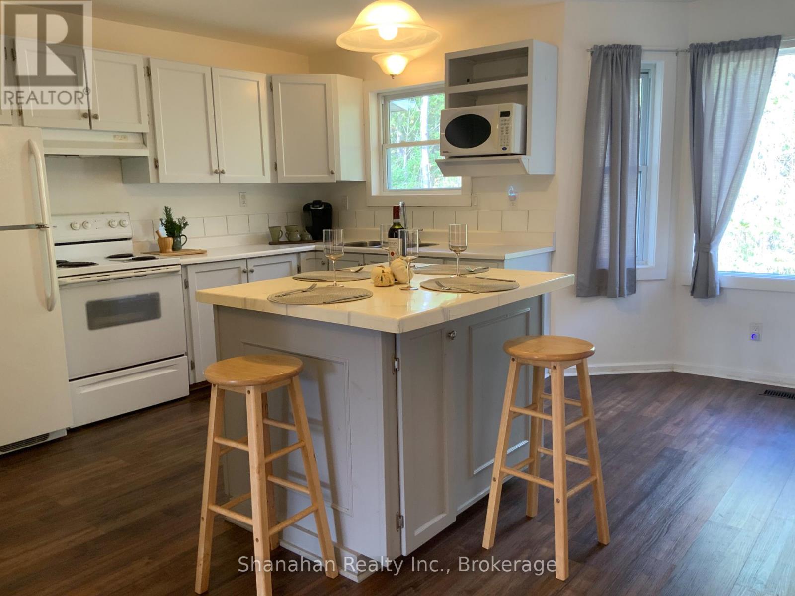 20 Cape Hurd Road E, Northern Bruce Peninsula, Ontario  N0H 2R0 - Photo 11 - X12500826