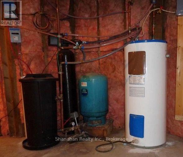 20 Cape Hurd Road E, Northern Bruce Peninsula, Ontario  N0H 2R0 - Photo 48 - X12500826