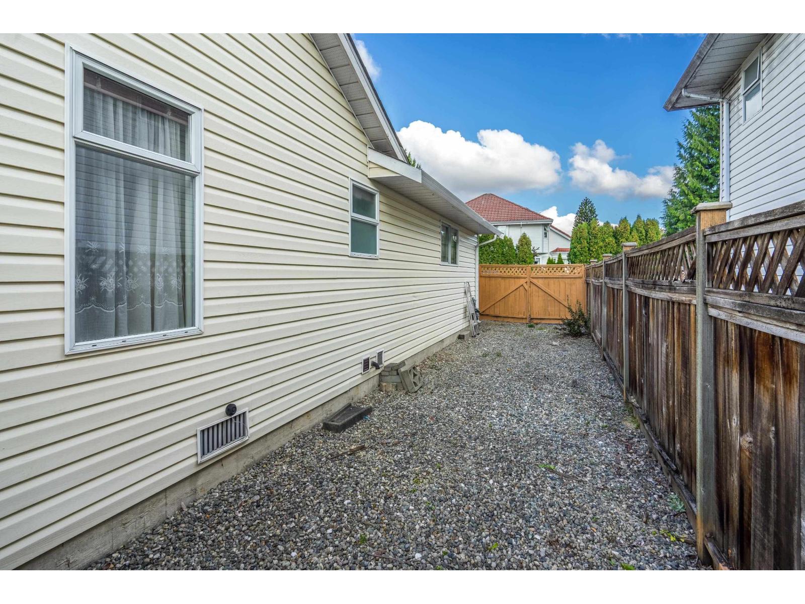 14895 96 Avenue, Surrey, British Columbia  V3R 1E8 - Photo 36 - R3063827