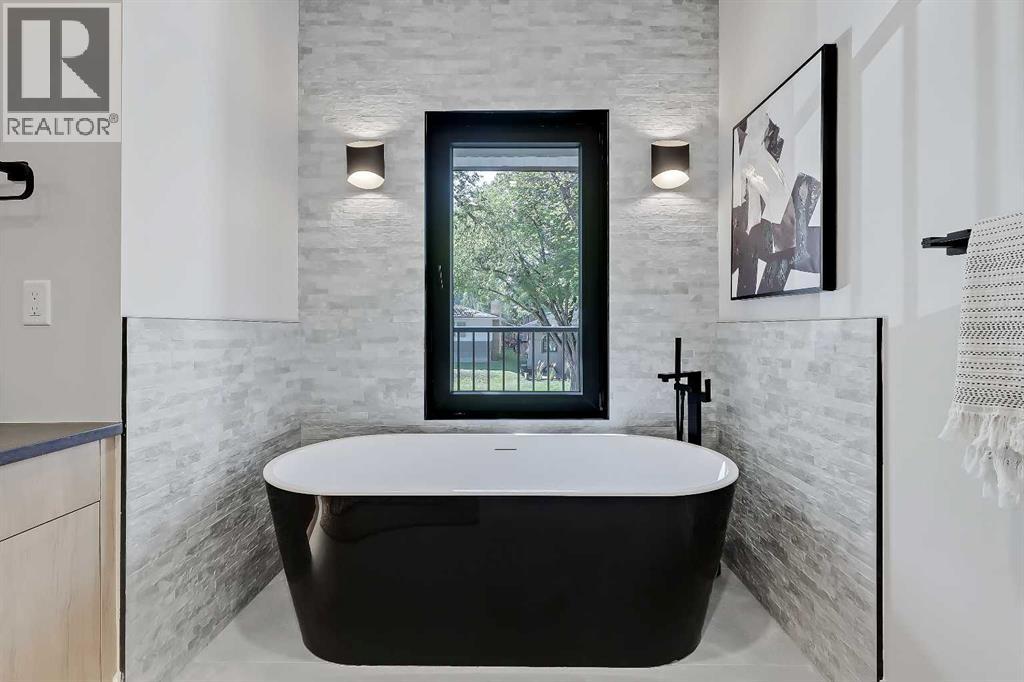 2838 34 Street Sw, Calgary, Alberta  T3E 2W9 - Photo 22 - A2251614