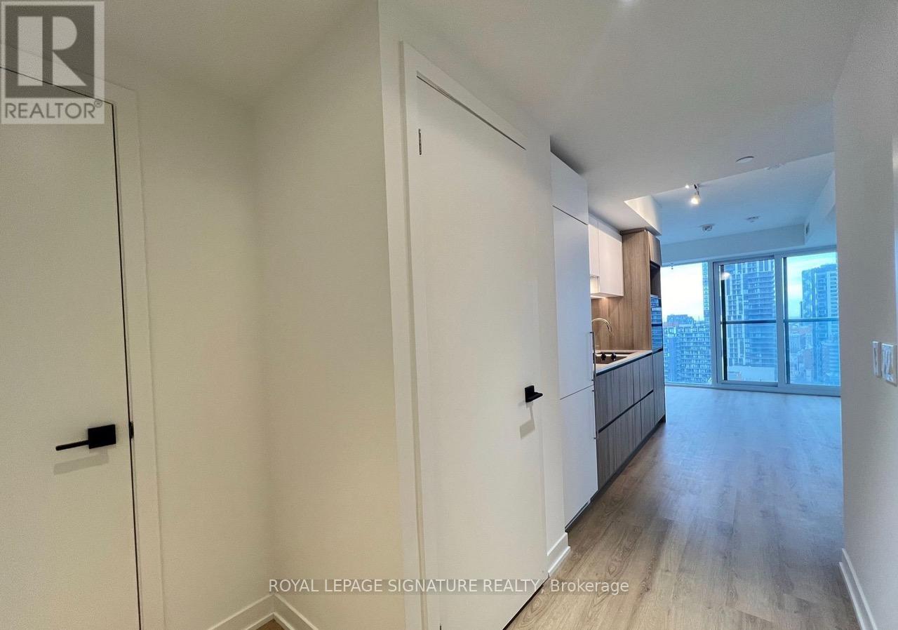 4202 - 319 Jarvis Street, Toronto, Ontario  M5B 0C8 - Photo 2 - C12500804