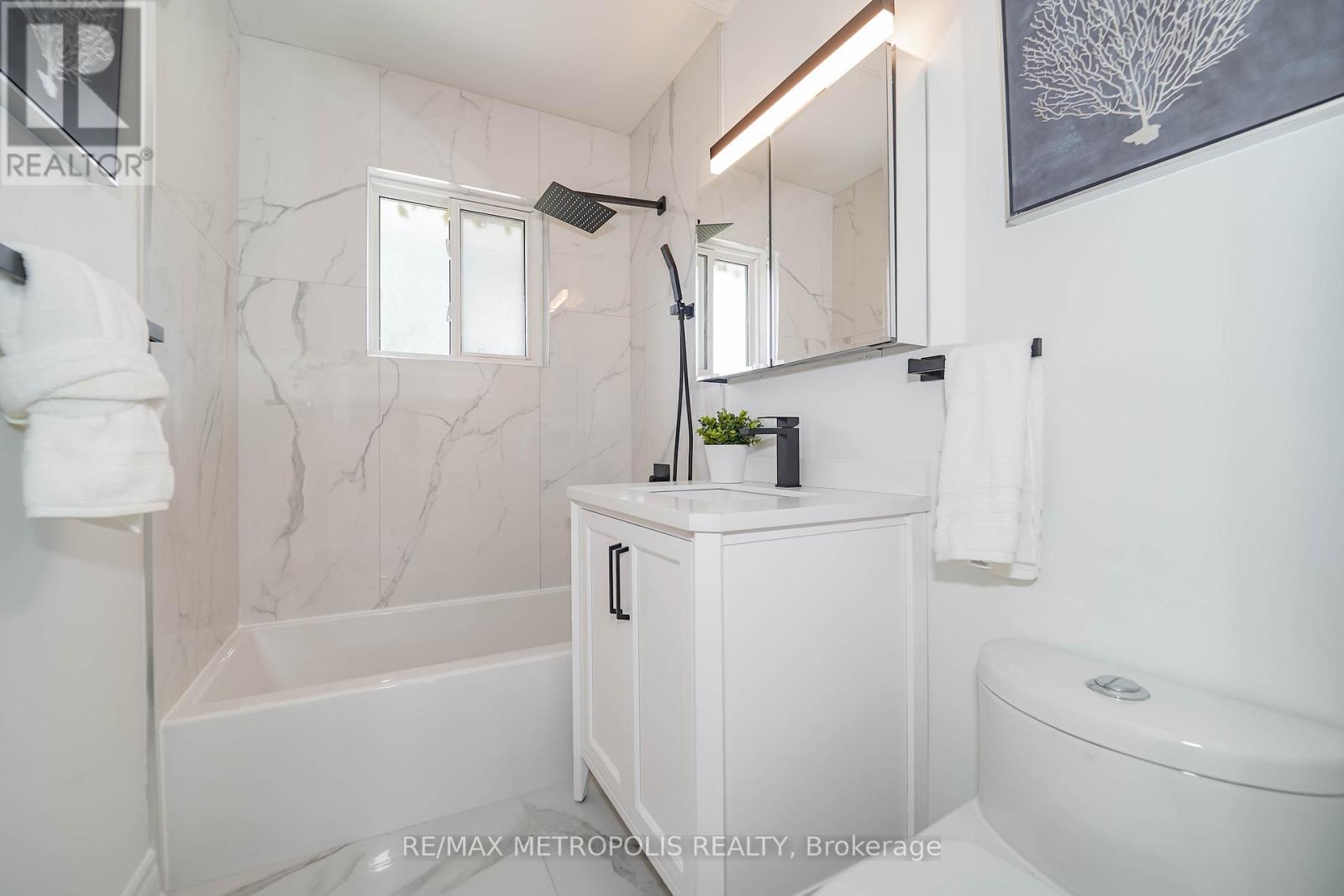 592 Carlyle Court, Oshawa, Ontario  L1H 6S2 - Photo 35 - E12500828