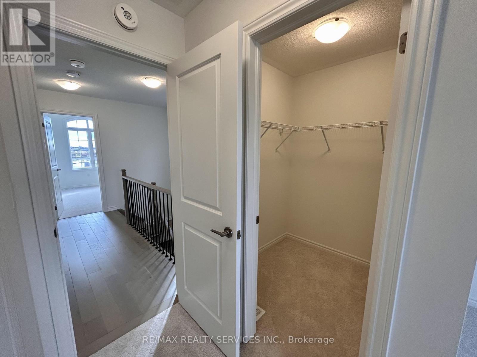 8 Bridgeland Drive, Whitby, Ontario  L1P 0R2 - Photo 10 - E12500832