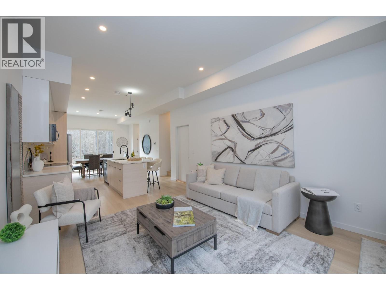 9188 Tronson Road Unit# 6, Vernon, British Columbia V1H 1E2 - Photo 6 - 10339873