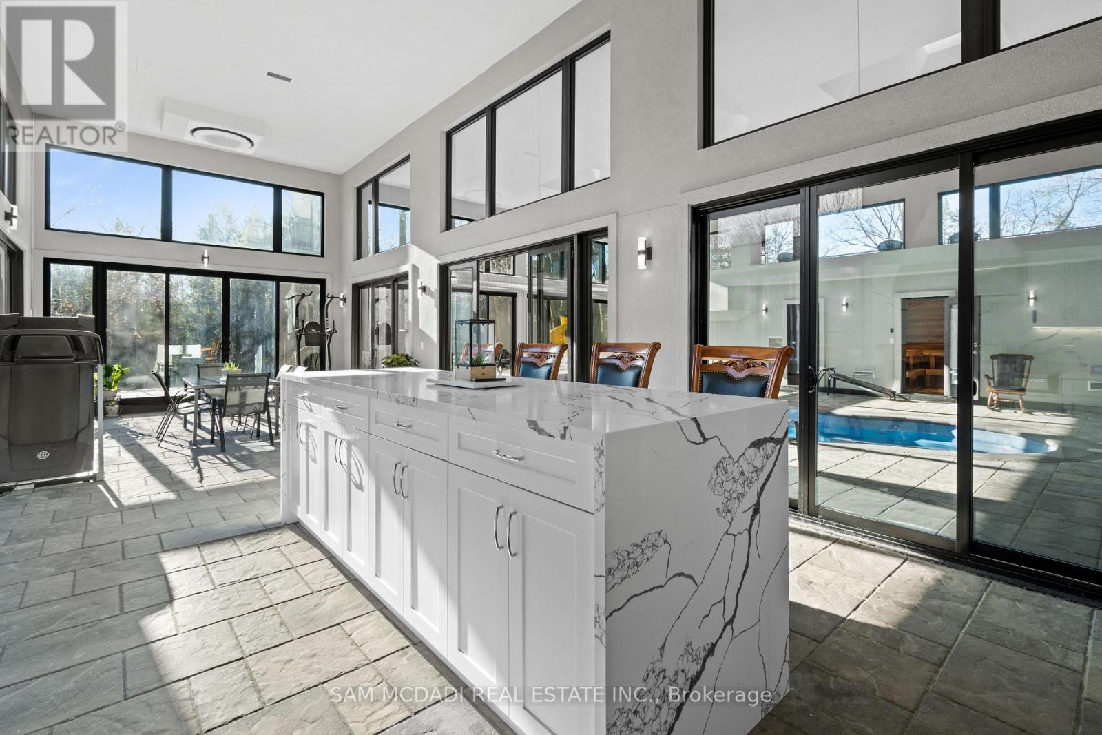 2993 Innisfil Beach Road, Innisfil, Ontario  L9S 4C3 - Photo 24 - N12500820