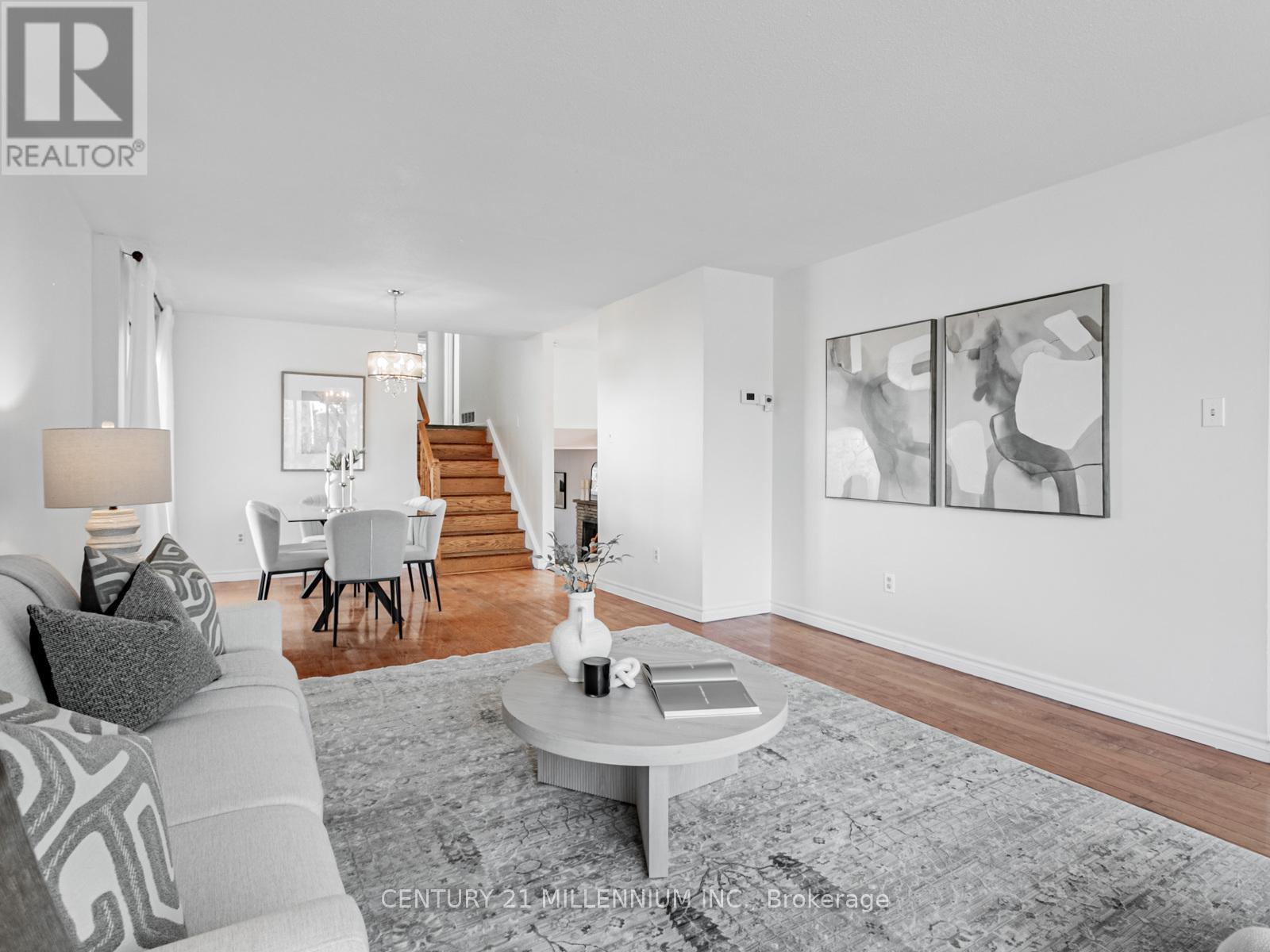 986 Mcbride Avenue, Mississauga, Ontario  L5C 1L6 - Photo 12 - W12500836