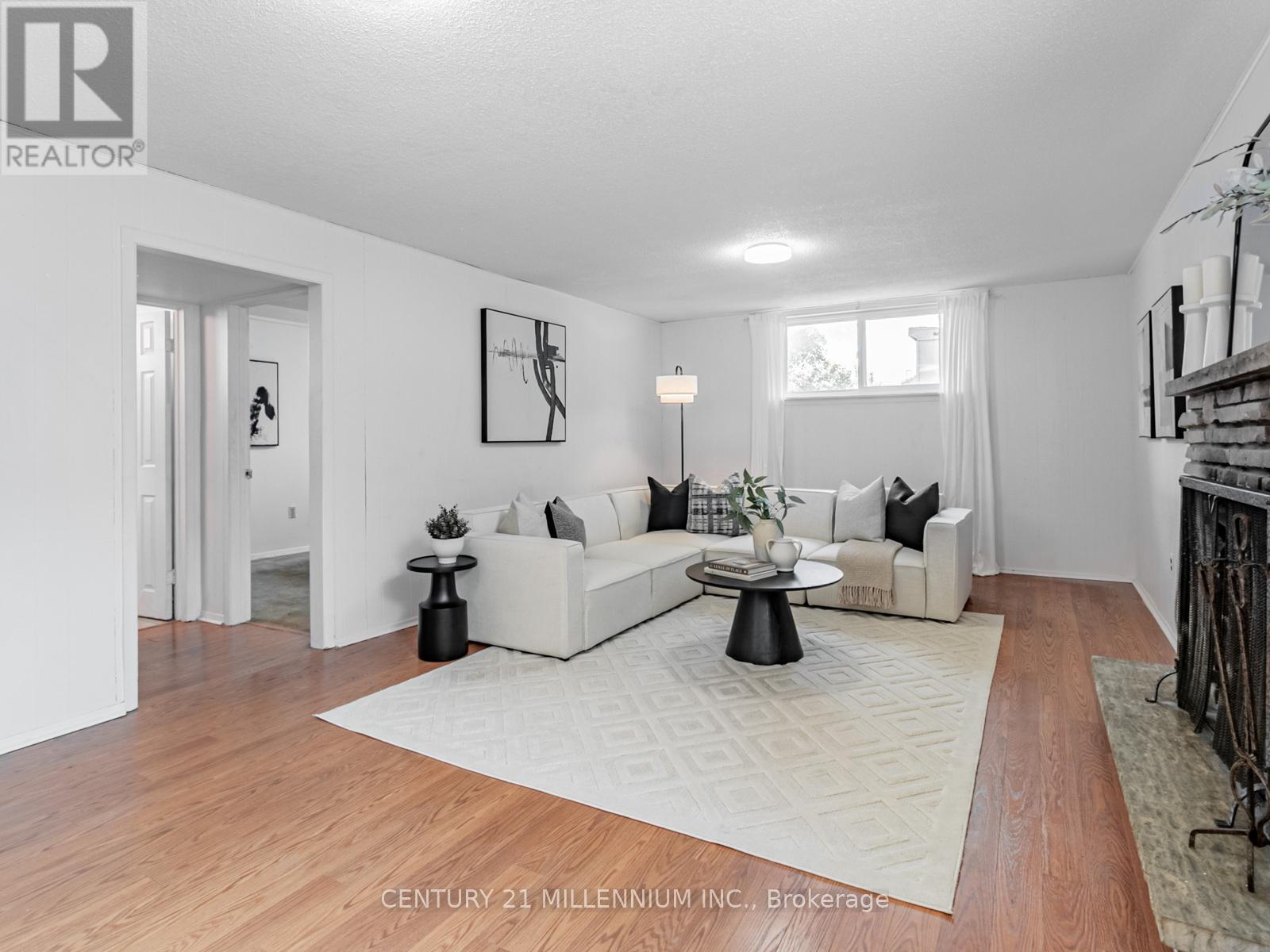 986 Mcbride Avenue, Mississauga, Ontario  L5C 1L6 - Photo 20 - W12500836