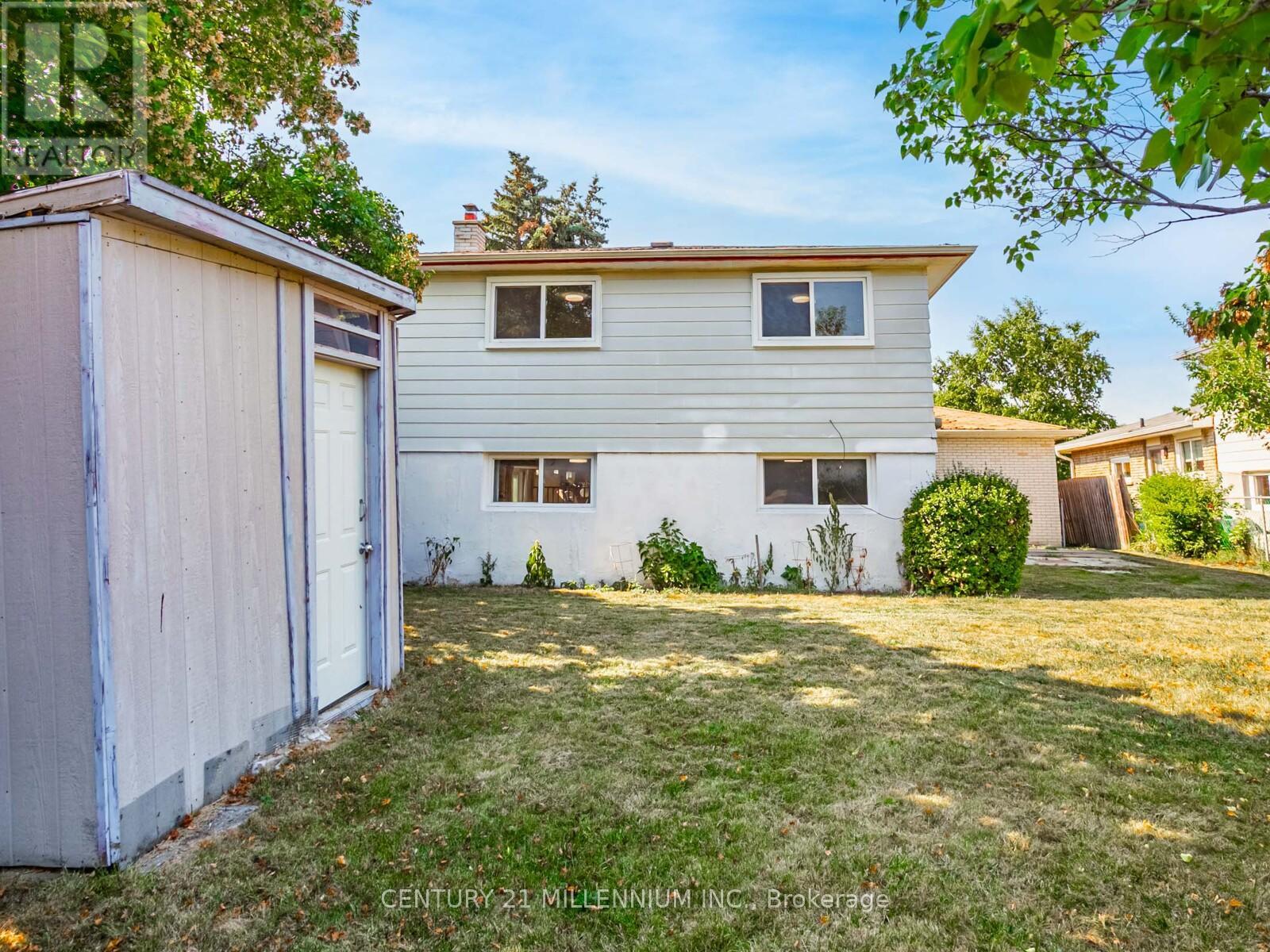 986 Mcbride Avenue, Mississauga, Ontario  L5C 1L6 - Photo 37 - W12500836