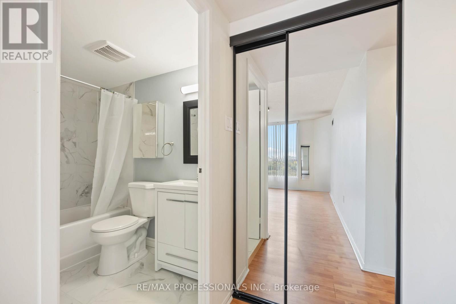 1206 - 3077 Weston Road, Toronto, Ontario  M9M 3A1 - Photo 15 - W12500844