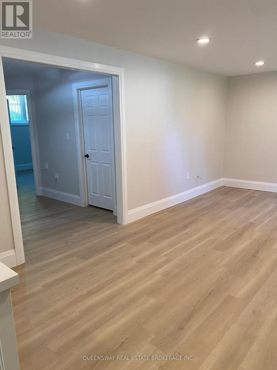 38 Eastview Crescent, Orangeville, Ontario  L9W 4X3 - Photo 8 - W12500850