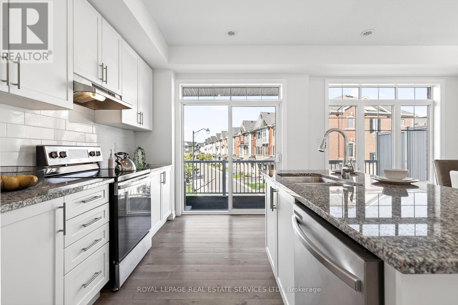 13 Canoe Lane, Hamilton, Ontario  L8K 0A3 - Photo 15 - X12500812