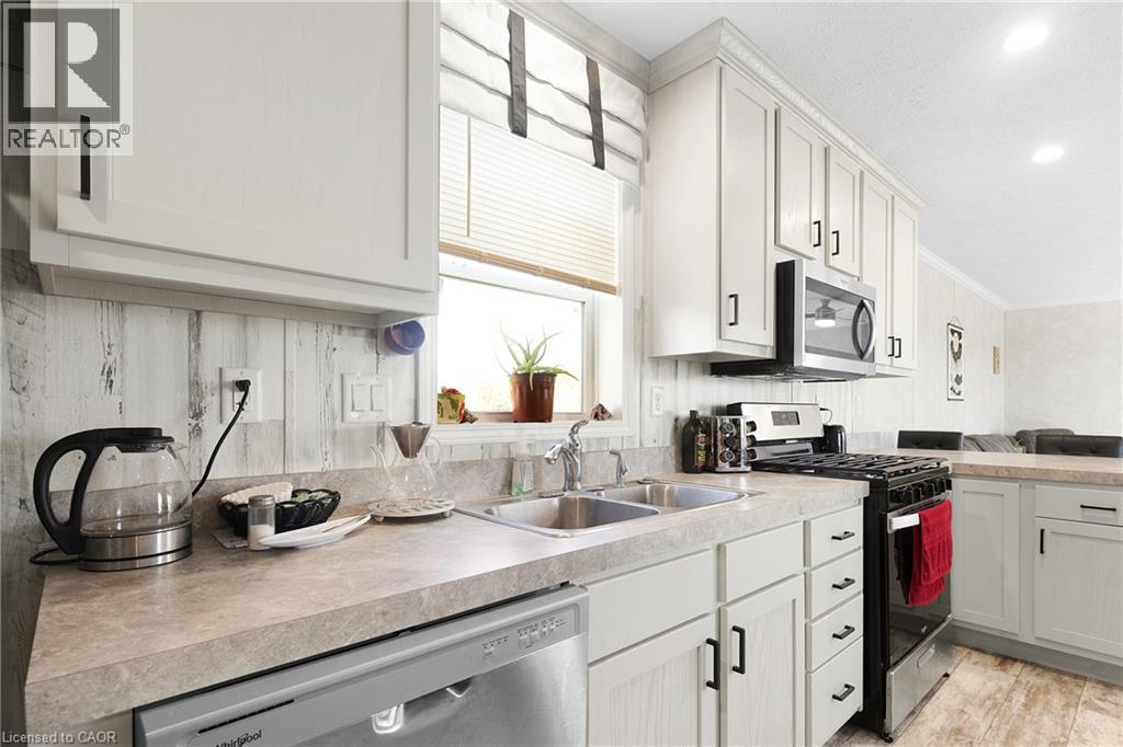 837 Fertilizer Road, Simcoe, Ontario  N3Y 4K6 - Photo 22 - 40779324