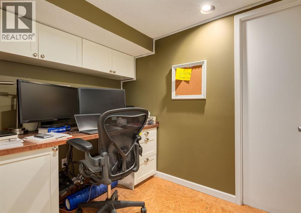 320 10 Avenue Ne, Calgary, Alberta  T2E 0X2 - Photo 29 - A2261687