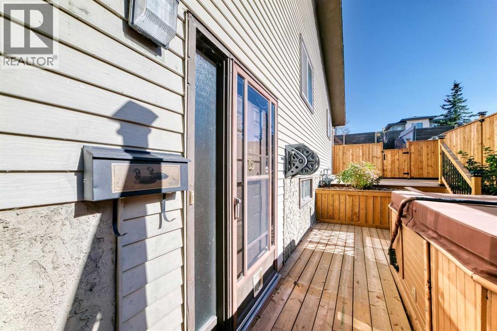 40 Glenpatrick Crescent, Cochrane, Alberta  T0L 0W3 - Photo 4 - A2263301