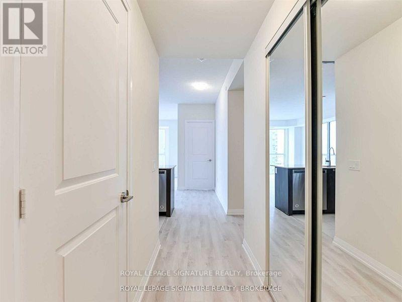 603 - 65 Watergarden Drive, Mississauga, Ontario  L5R 0G9 - Photo 9 - W12500864