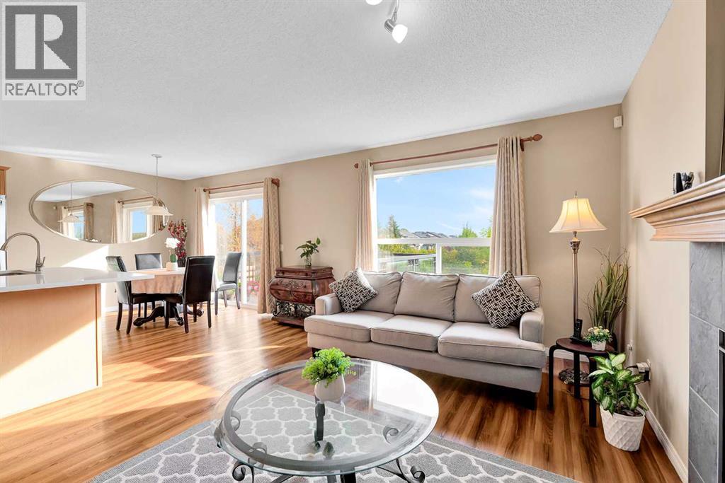 320 Evermeadow Road Sw, Calgary, Alberta  T2Y 4X2 - Photo 17 - A2260452