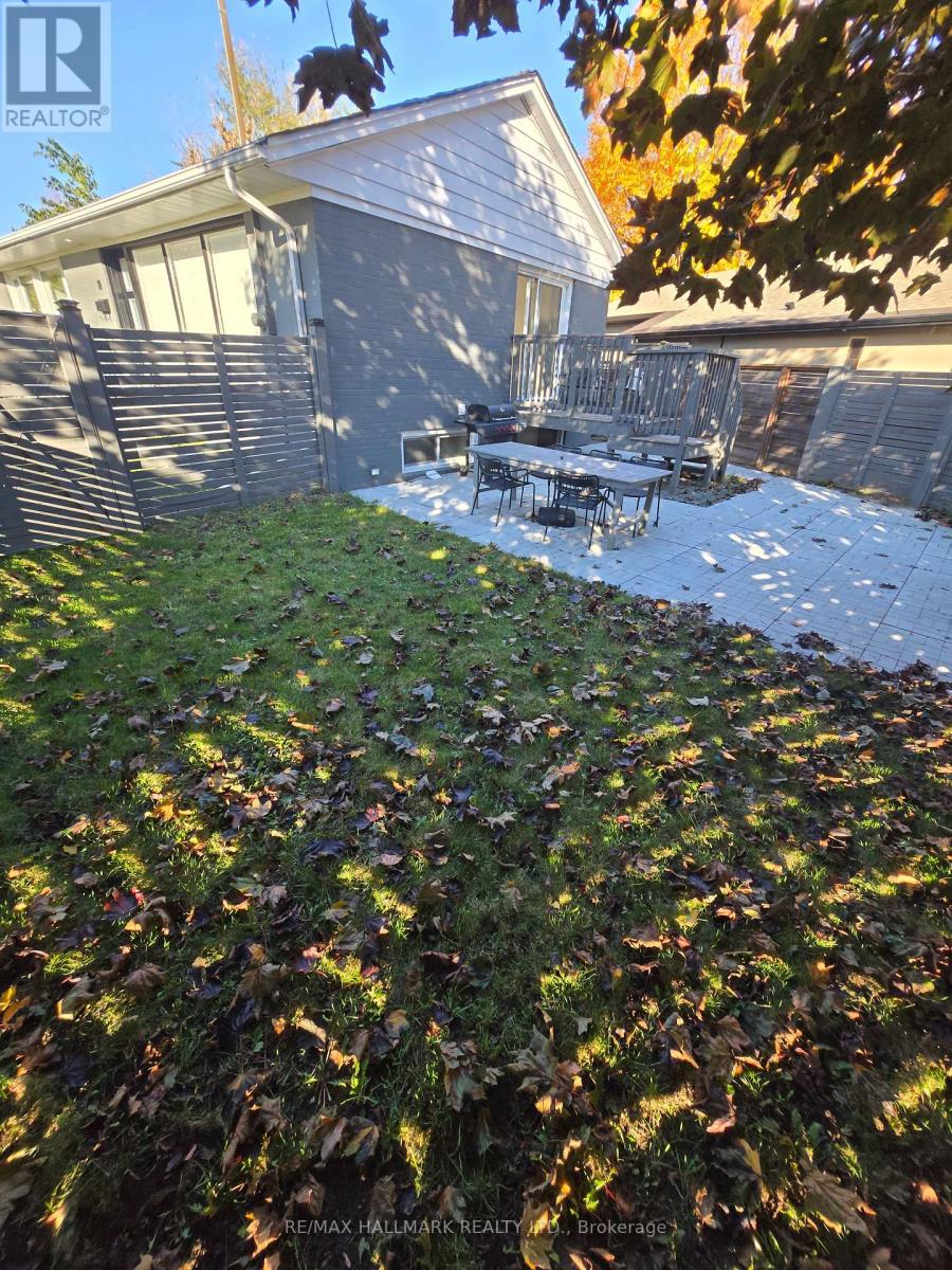 18 Deerfield Road, Toronto, Ontario  M1K 4X6 - Photo 38 - E12498800