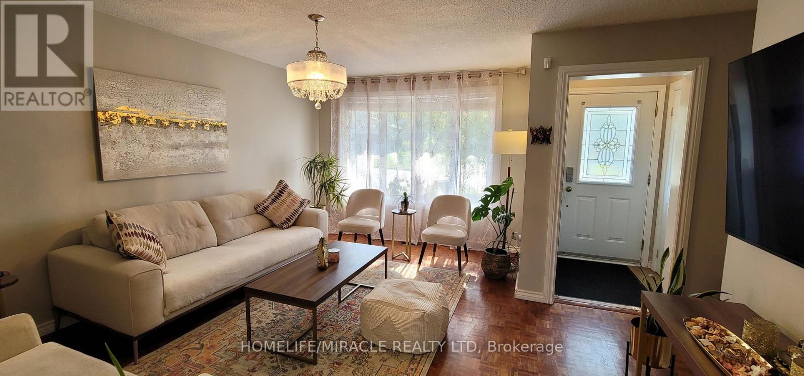 1312 Cherrydown Drive, Oshawa, Ontario  L1H 8C9 - Photo 7 - E12500848