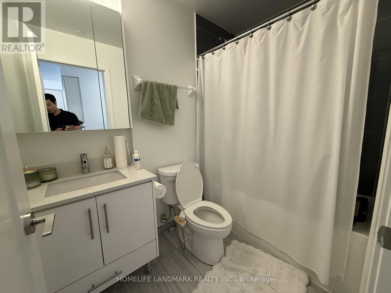 506 - 105 Oneida Crescent, Richmond Hill, Ontario  L4B 0H1 - Photo 8 - N12472012