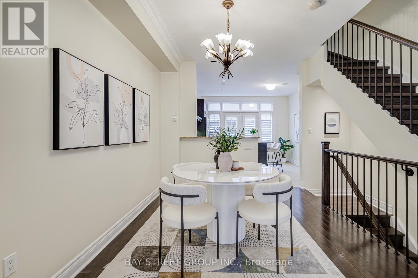 51 Lobo Mews, Toronto, Ontario  M8Z 0B2 - Photo 7 - W12447246