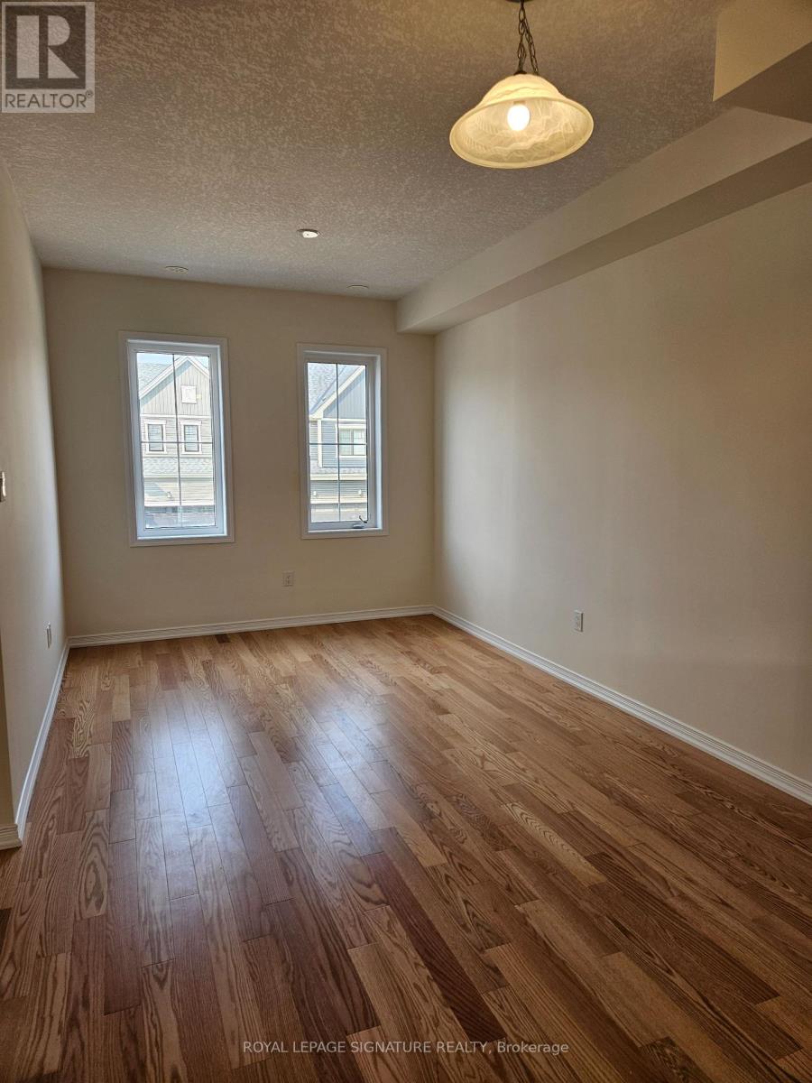 81 Holder Drive, Brantford, Ontario  N3T 0W8 - Photo 3 - X12500866