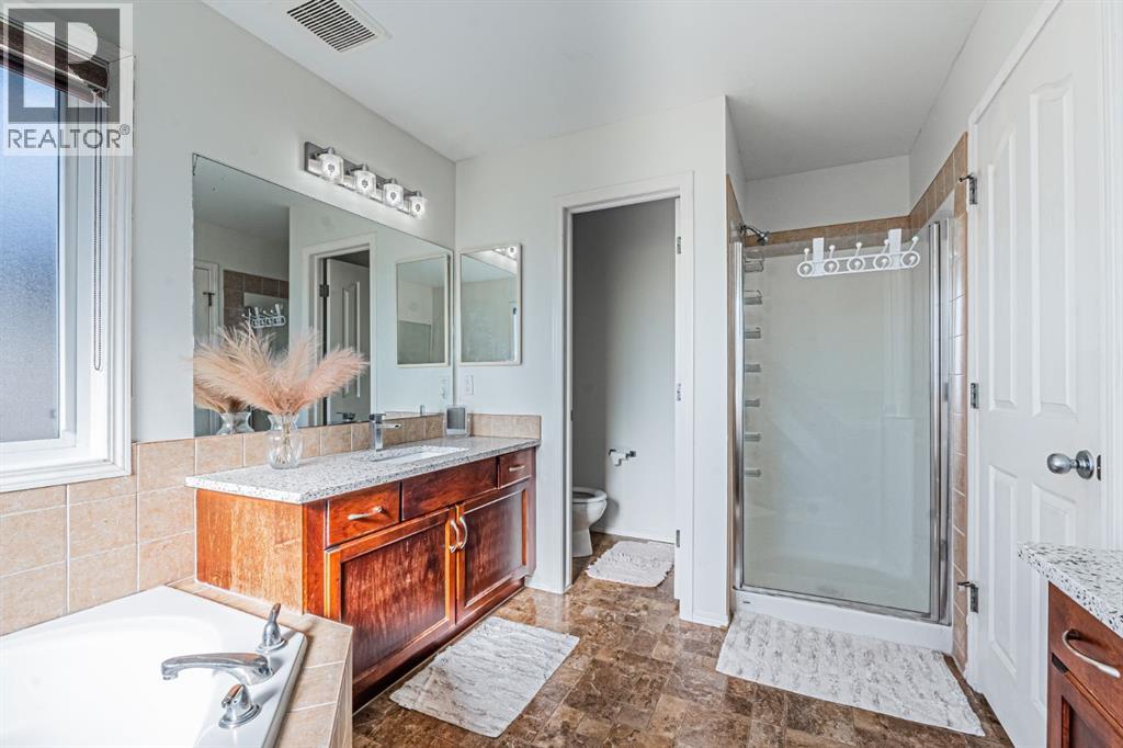 57 Saddlecrest Park Ne, Calgary, Alberta  T3J 5L4 - Photo 27 - A2251004