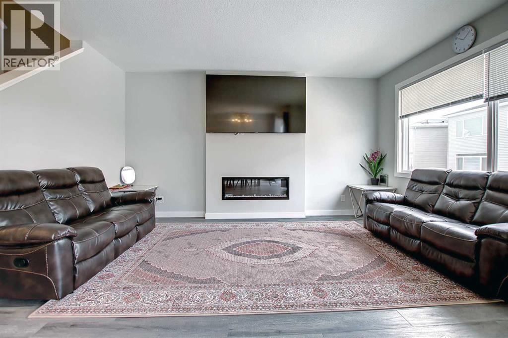 25 Belvedere Terrace Se, Calgary, Alberta  T2A 7G1 - Photo 7 - A2267536