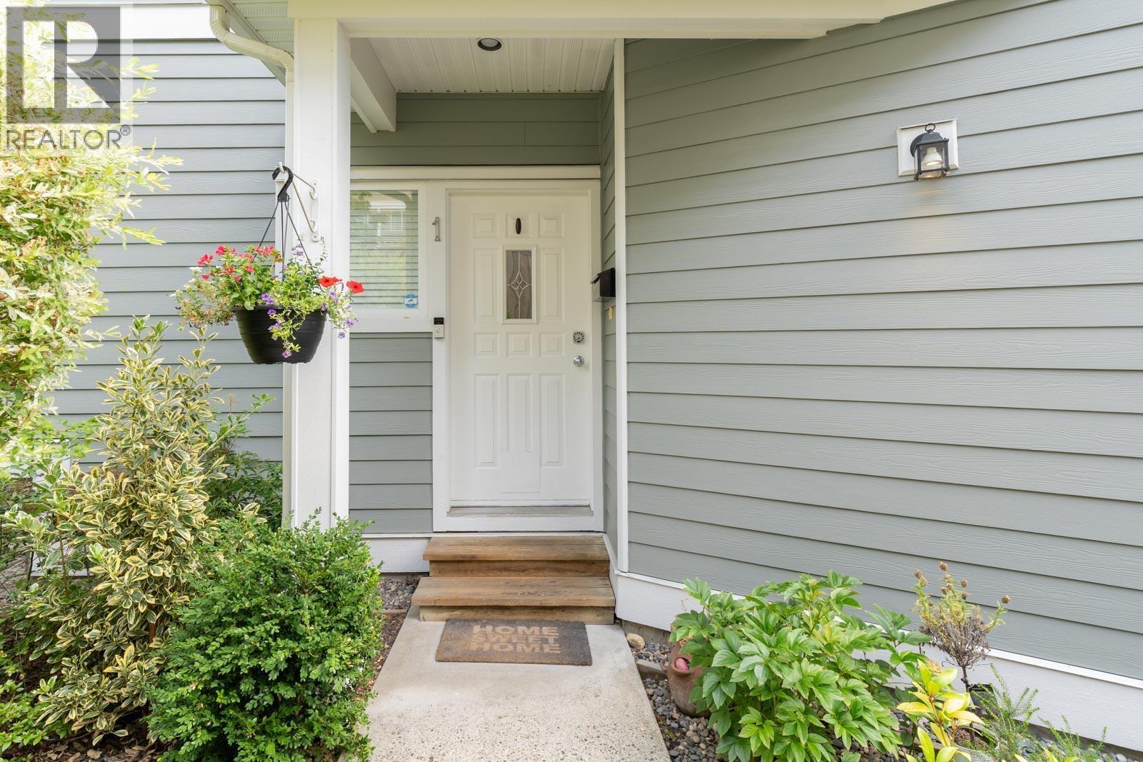 1 252 W 13th Street, North Vancouver, British Columbia  V7M 1N7 - Photo 3 - R3051912