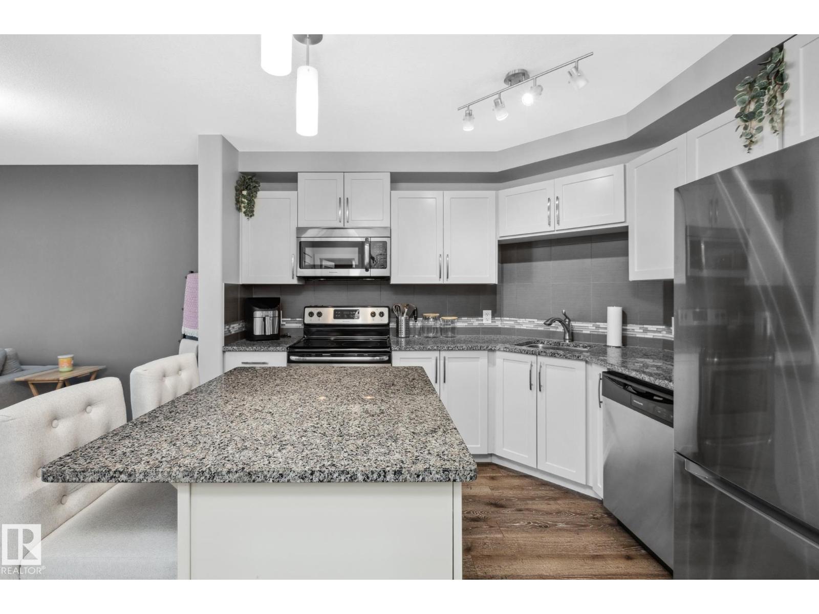 #205 8515 99 St Nw, Edmonton, Alberta  T6E 3T7 - Photo 6 - E4464463