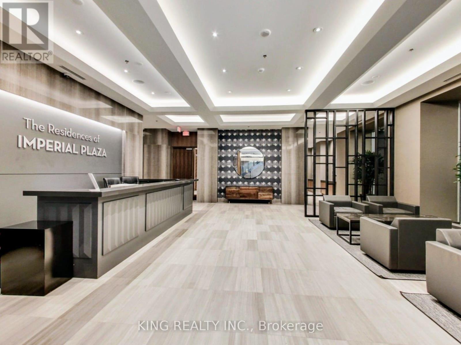 1603 - 111 St Clair Avenue W, Toronto, Ontario  M4V 1N5 - Photo 3 - C12500872