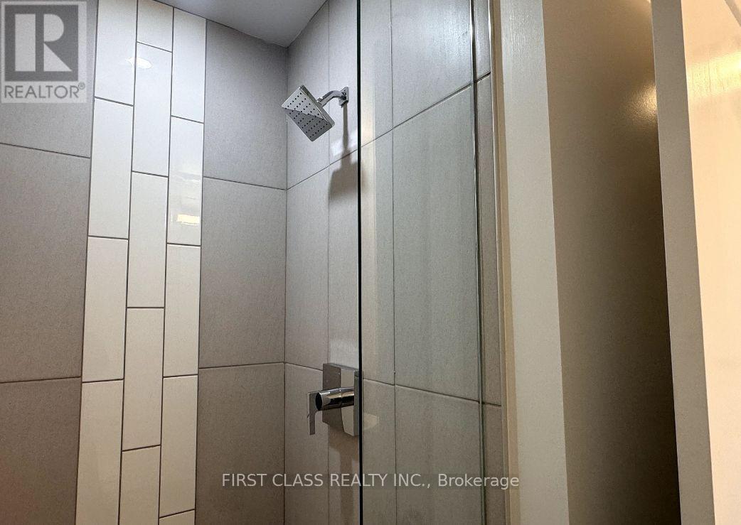 1803 E - 70 Princess Street, Toronto, Ontario  M5A 0X6 - Photo 11 - C12500880