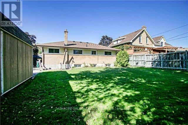 427 Fairleigh Avenue, Oshawa, Ontario  L1J 2W4 - Photo 11 - E12500896