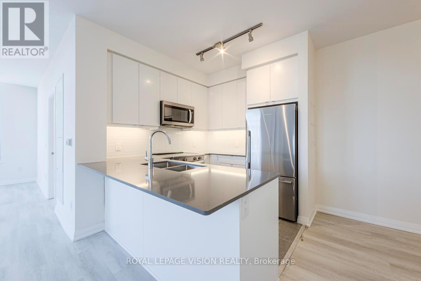 222 - 3270 Sheppard Avenue E, Toronto, Ontario  M1T 3K3 - Photo 9 - E12500900