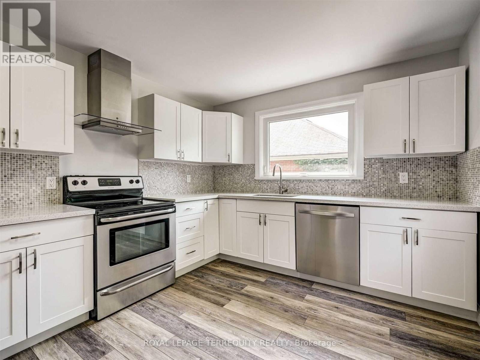 Main - 822 Douglas Street, Oshawa, Ontario  L1H 5C9 - Photo 9 - E12500912