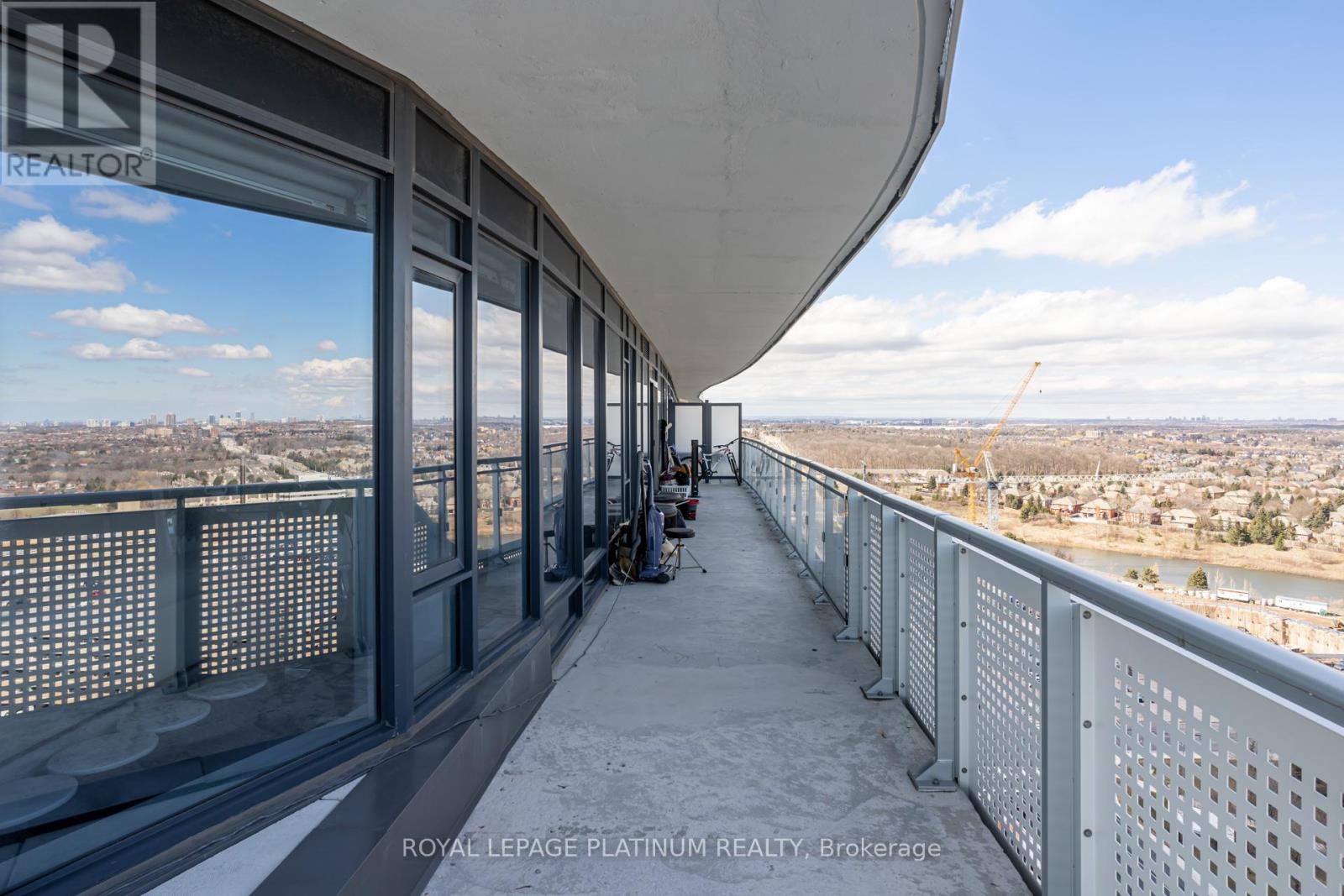 1514 - 2520 Eglinton Avenue W, Mississauga, Ontario  L5M 0Y4 - Photo 10 - W12430805