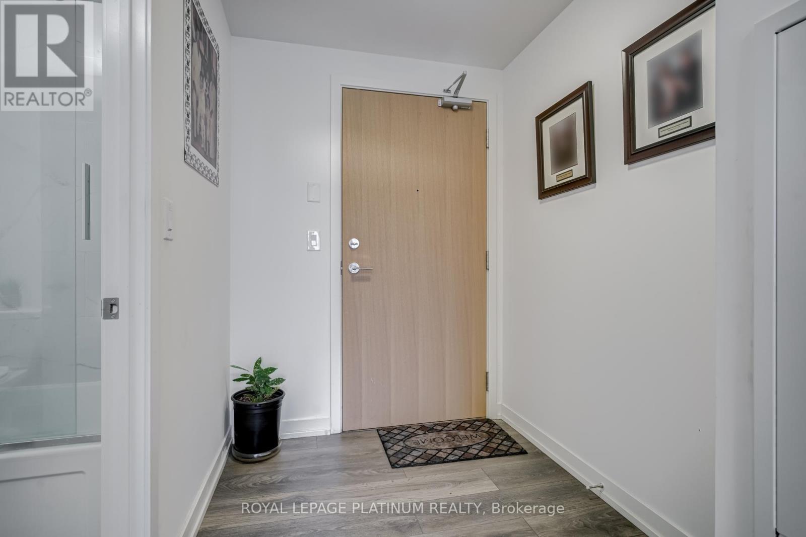 1514 - 2520 Eglinton Avenue W, Mississauga, Ontario  L5M 0Y4 - Photo 16 - W12430805