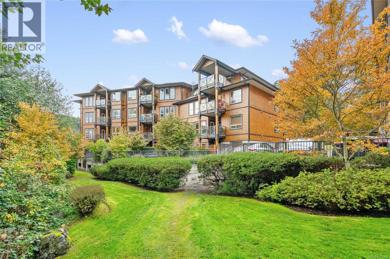 303 101 Nursery Hill Dr, View Royal, British Columbia