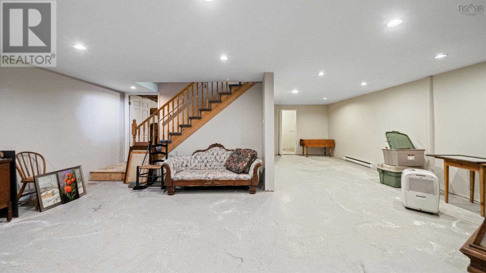 14 Regal Road, Dartmouth, Nova Scotia  B2W 4Z7 - Photo 36 - 202526993