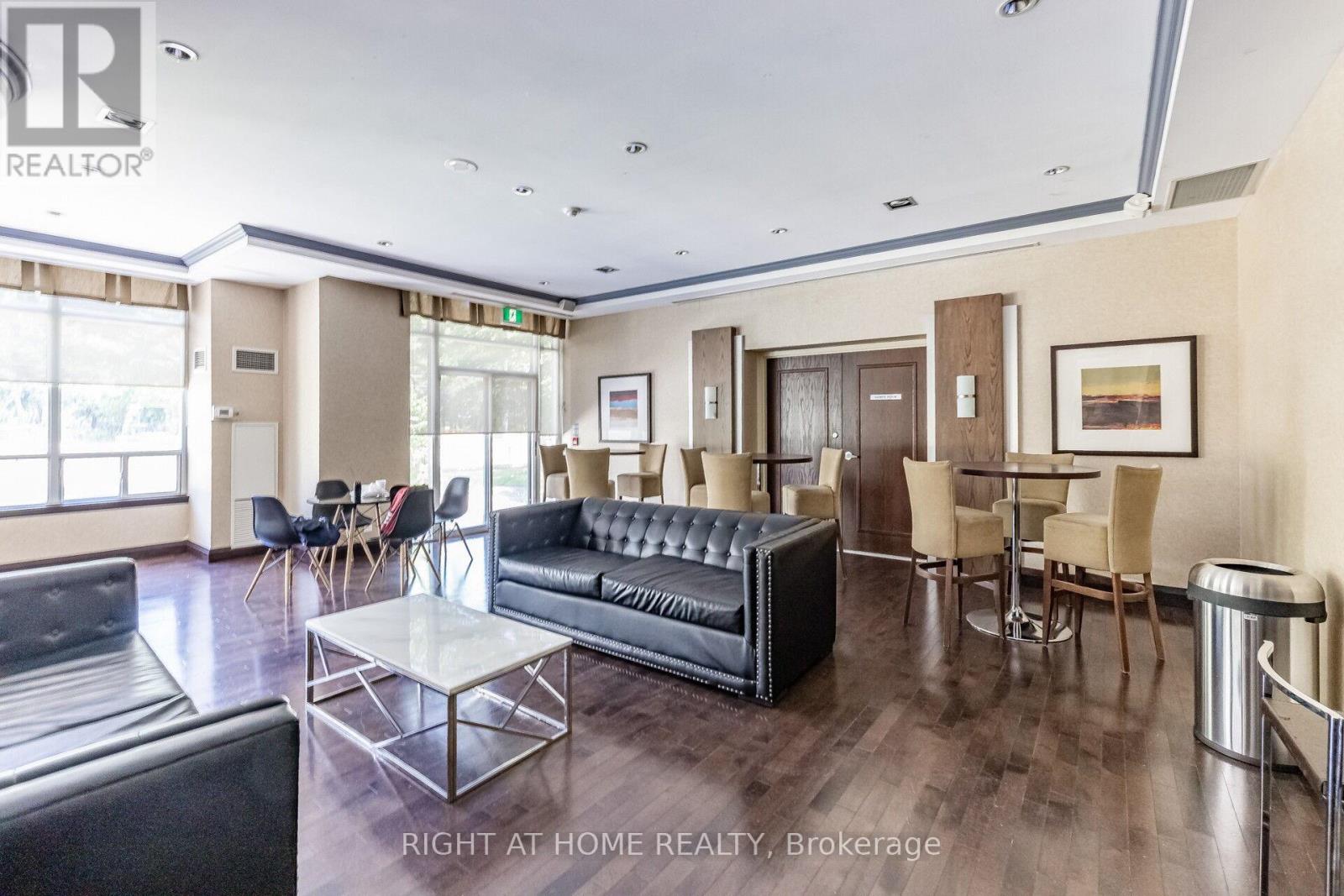 503 - 3504 Hurontario Street, Mississauga, Ontario  L5B 0B9 - Photo 29 - W12500886